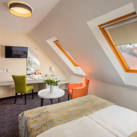 فندق Kehida Termal & 4*