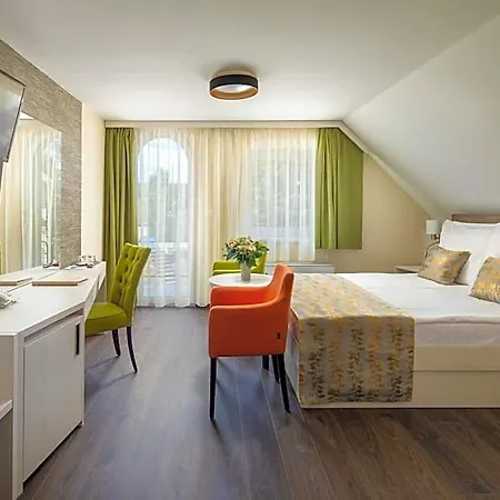 Hotel Kehida Termal & 4*