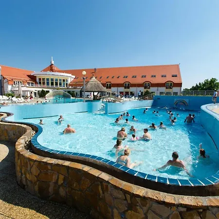 Hotel Kehida Termal & 4*